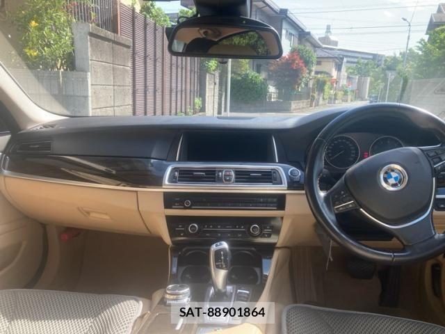 Bmw 5 SERIES 2015-08 7215332-13