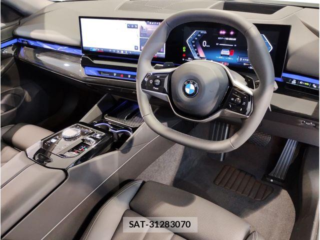 Bmw 5 SERIES 2024-05 7215342-14