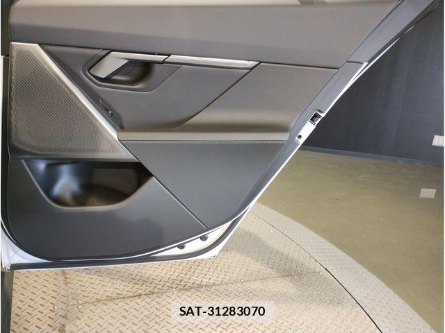 Bmw 5 SERIES 2024-05 7215342-29