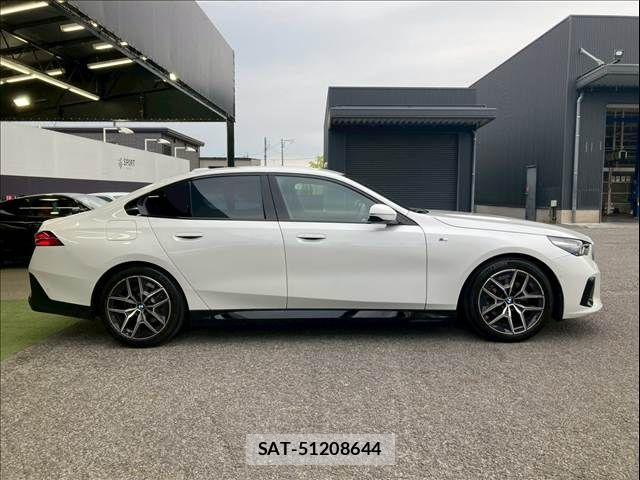Bmw 5 SERIES 2024-03 7249914-14