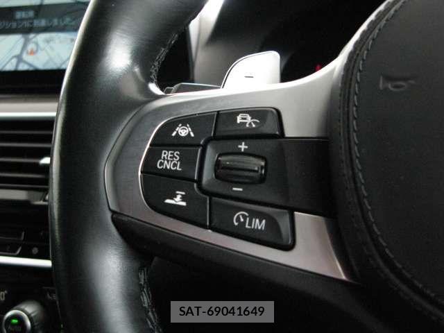 Bmw 5 SERIES 2018-12 7271610-13