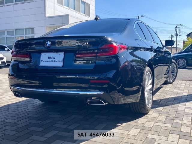 Bmw 5 SERIES 2021-06 7325934-2