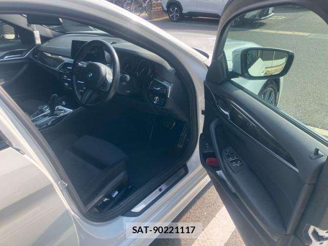 Bmw 5 SERIES 2017-09 7325940-6