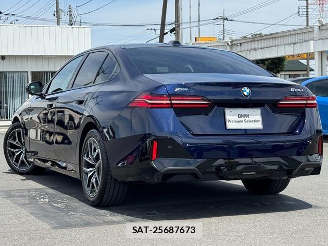 Bmw 5 SERIES 2024-05 7508239-2