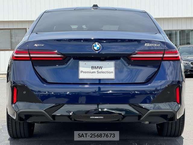 Bmw 5 SERIES 2024-05 7508239-4