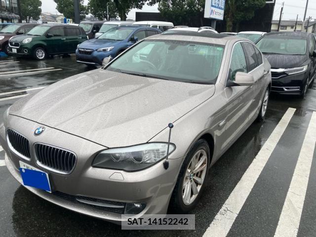 Bmw 5 SERIES 2013-09 7561876-1