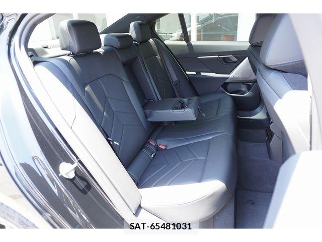 Bmw 5 SERIES 2024-06 7615227-13