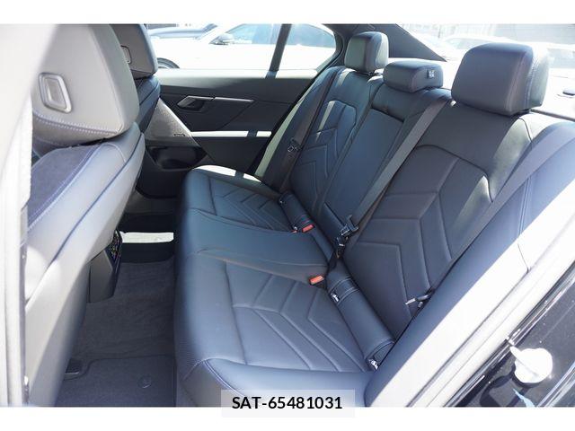 Bmw 5 SERIES 2024-06 7615227-14