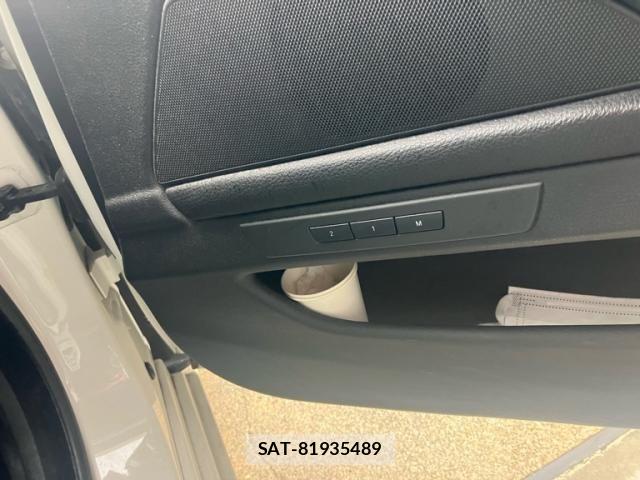 Bmw 5 SERIES 2013-07 7615242-13