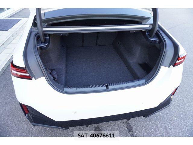 Bmw 5 SERIES 2026-01 7615226-12