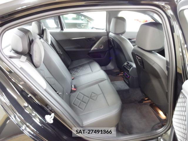 Bmw 5 SERIES 2025-09 7721404-17