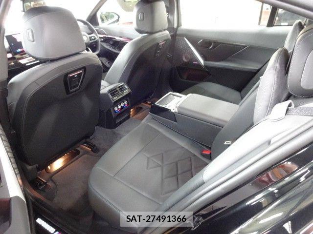Bmw 5 SERIES 2025-09 7721404-19