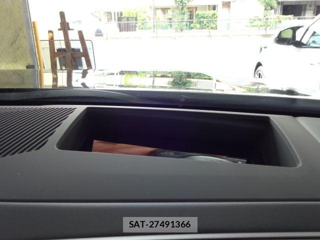Bmw 5 SERIES 2025-09 7721404-28