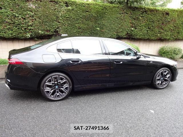 Bmw 5 SERIES 2025-09 7721404-6