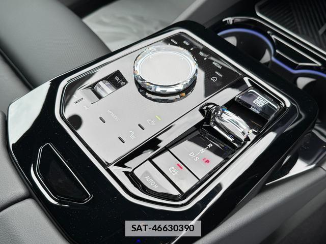 Bmw 5 SERIES 2024-06 7721403-19