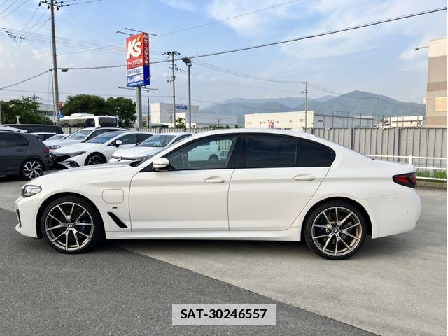 Bmw 5 SERIES 2021-07 7782944-14