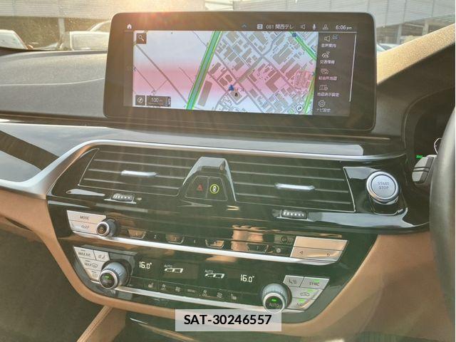 Bmw 5 SERIES 2021-07 7782944-7