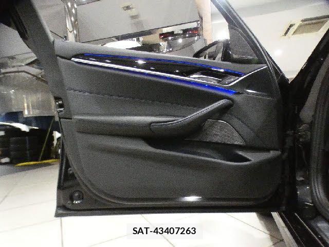 Bmw 5 SERIES 2018-12 7875524-20