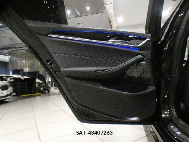 Bmw 5 SERIES 2018-12 7875524-21