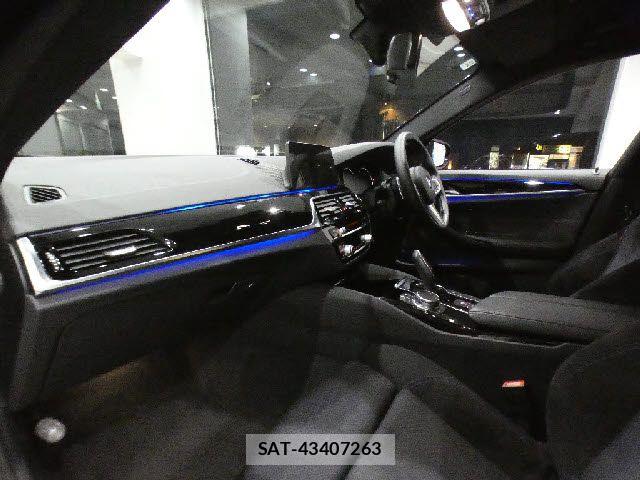 Bmw 5 SERIES 2018-12 7875524-2