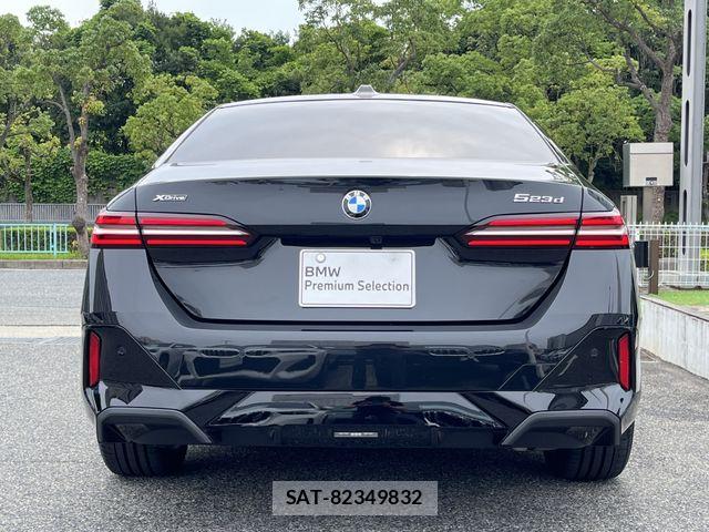 Bmw 5 SERIES 2026-02 7875521-1