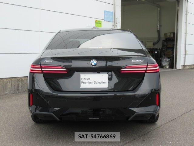 Bmw 5 SERIES 2025-10 7902324-7