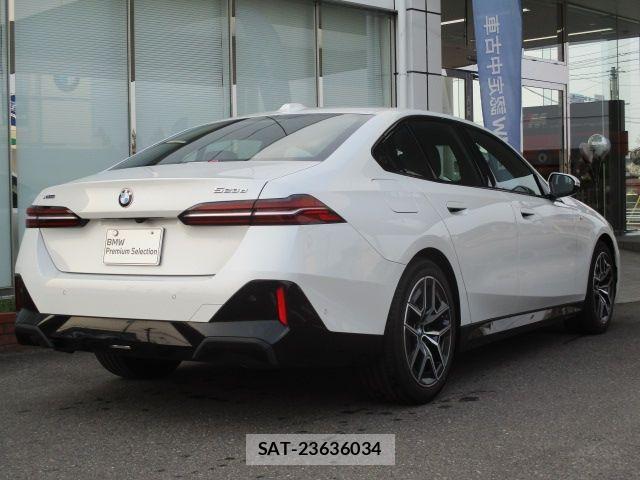 Bmw 5 SERIES 2025-09 7902326-2