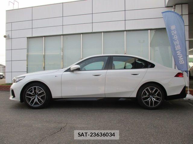 Bmw 5 SERIES 2025-09 7902326-6