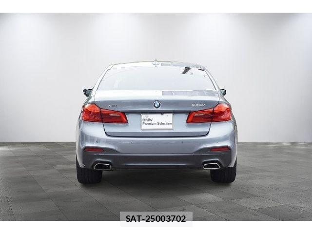 Bmw 5 SERIES 2018-06 7902327-2