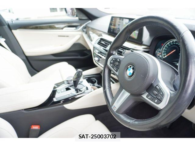 Bmw 5 SERIES 2018-06 7902327-7