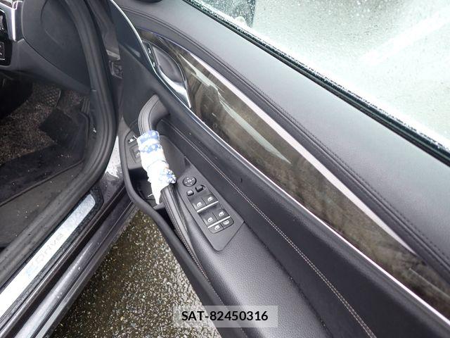 Bmw 5 SERIES 2017-10 7960660-16
