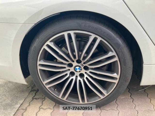 Bmw 5 SERIES 2019-02 7960674-10