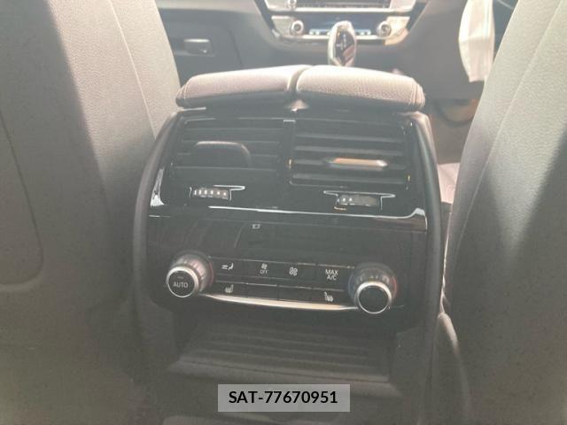 Bmw 5 SERIES 2019-02 7960674-17