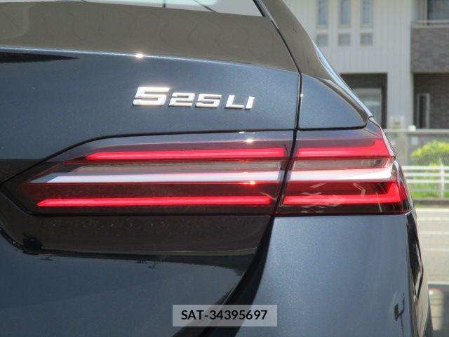 Bmw 5 SERIES 2025-10 8073042-10