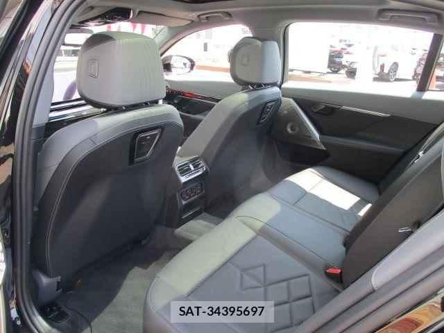 Bmw 5 SERIES 2025-10 8073042-25