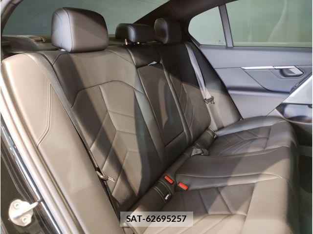 Bmw 5 SERIES 2024-05 8073043-11