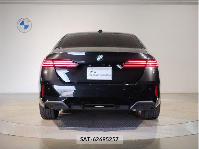 Bmw 5 SERIES 2024-05 8073043-4