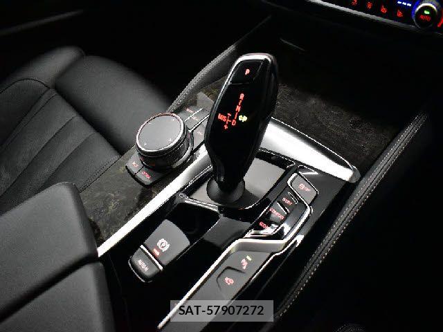Bmw 5 SERIES 2017-09 8073044-15