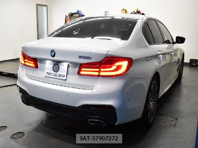 Bmw 5 SERIES 2017-09 8073044-25