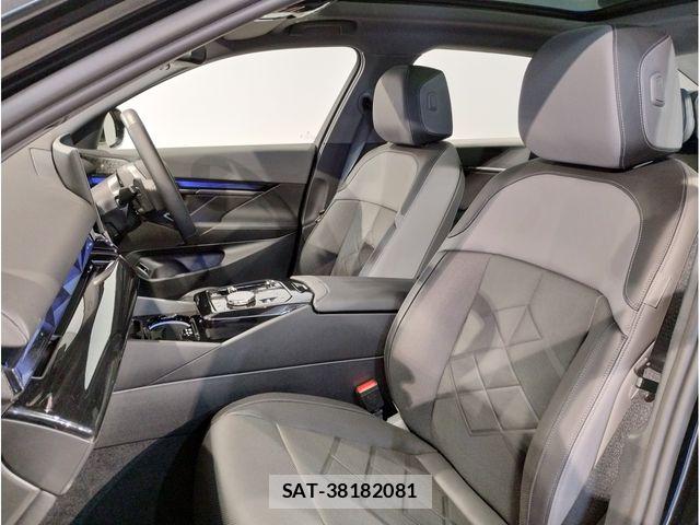 Bmw 5 SERIES 2026-03 8098243-10