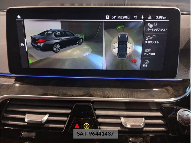 Bmw 5 SERIES 2021-12 8098242-17