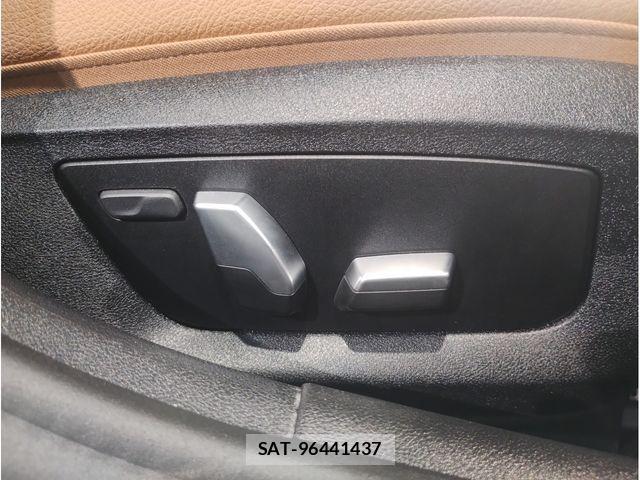Bmw 5 SERIES 2021-12 8098242-26