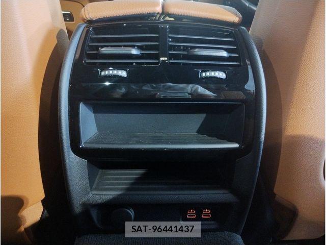 Bmw 5 SERIES 2021-12 8098242-27
