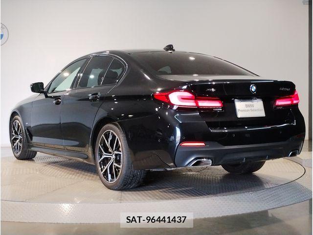 Bmw 5 SERIES 2021-12 8098242-6