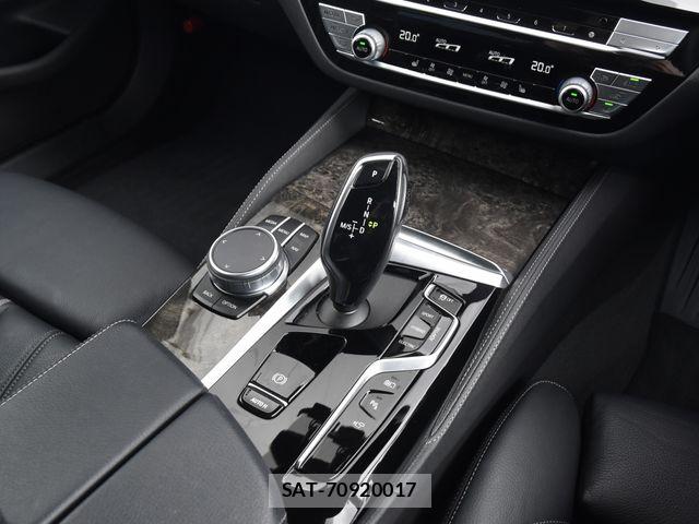 Bmw 5 SERIES 2021-06 8098249-15
