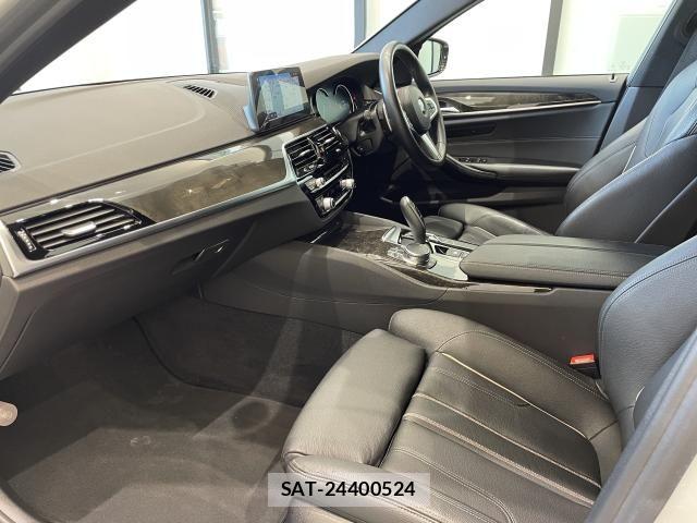 Bmw 5 SERIES 2018-12 8098248-7