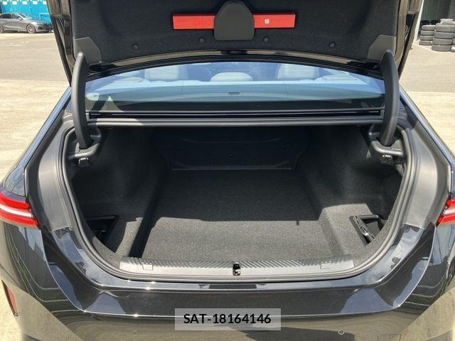 Bmw 5 SERIES 2025-11 8129183-14