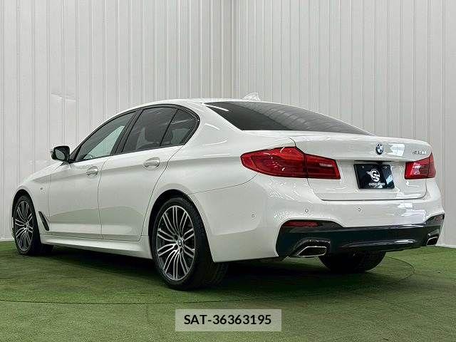 Bmw 5 SERIES 2017-11 8145522-16