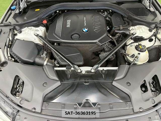 Bmw 5 SERIES 2017-11 8145522-19