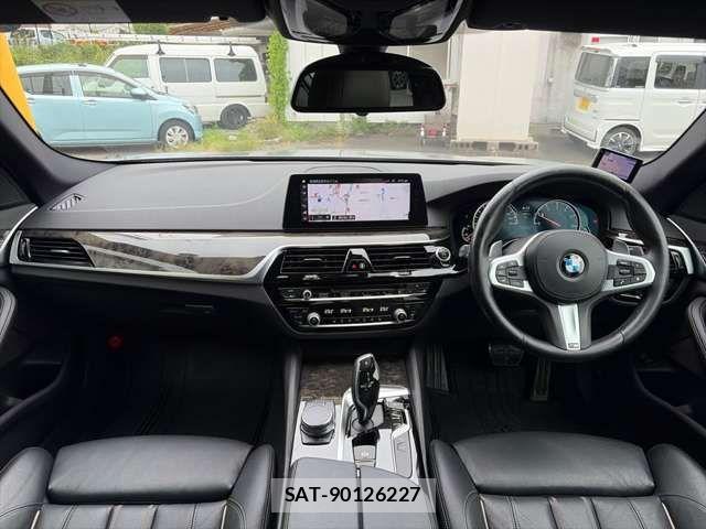 Bmw 5 SERIES 2017-09 8206583-9